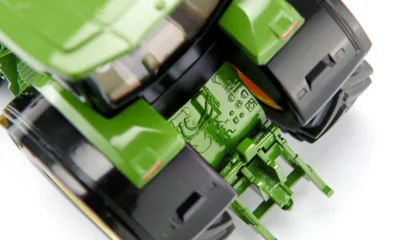 Siku John Deere 8R 370 14 3290061000600