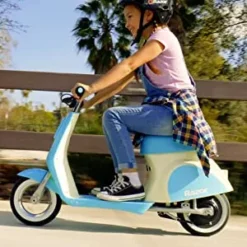 Razor Pocket Mod Petite Vespa 17 461c8eeb 2e80 4c67 8642 9d8fd358d249.cr1370021602160pt0sx300v1