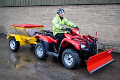 60268a16293deafeb2cda4b7gds150 salt spreader 002 1