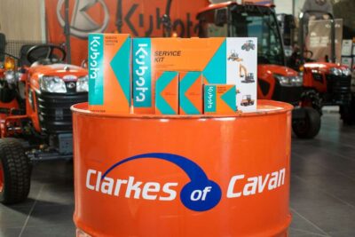 Alternative view of Kubota Lawnmower G/GR/TG & BX Service Kit