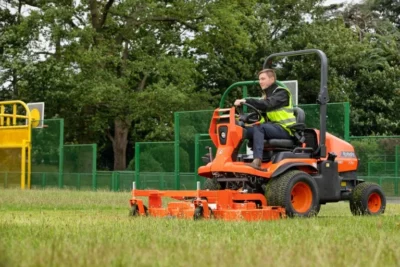 Kubota F-251 Out Front Lawnmower 21 f 251grassside1 768x512 1