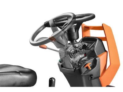 Kubota F-251 Out Front Lawnmower 26 f251 comfort 2
