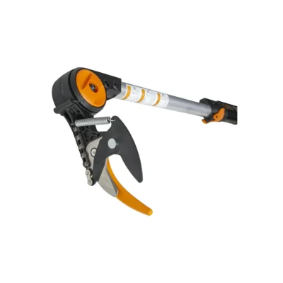 Fiskars PowerGear Telescopic Tree Pruner 7 fiskars powergear tree pruner telescopic upx86
