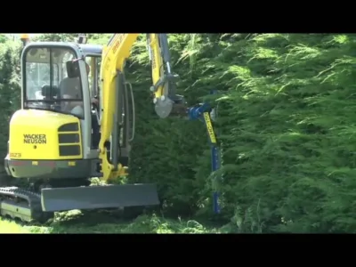 the slanetrac hc180 mini digger 1 1