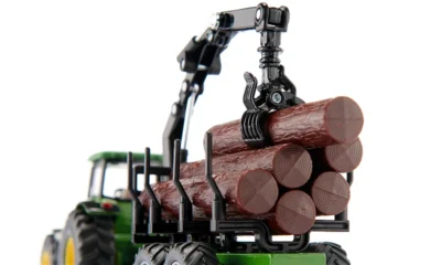 195403
