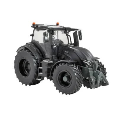 Britains Valtra Q305 4WD Tractor in Black 1:32 Scale Model 43309 13 43309 valtra q30502