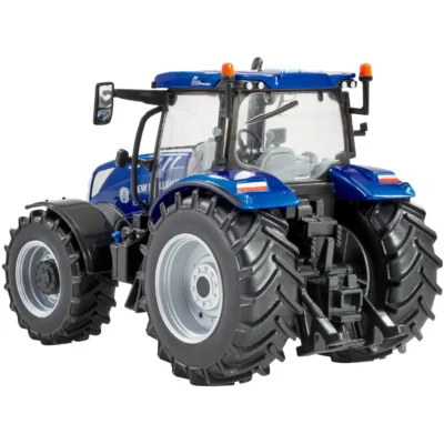 Britains New Holland T6.180 Blue Power Tractor 1:32 Scale Model 43319 8 43319 new holland t6.180 blue power03 lpr