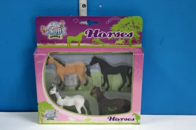 v05 0085 kids globe horses 132 scale 1 scaled