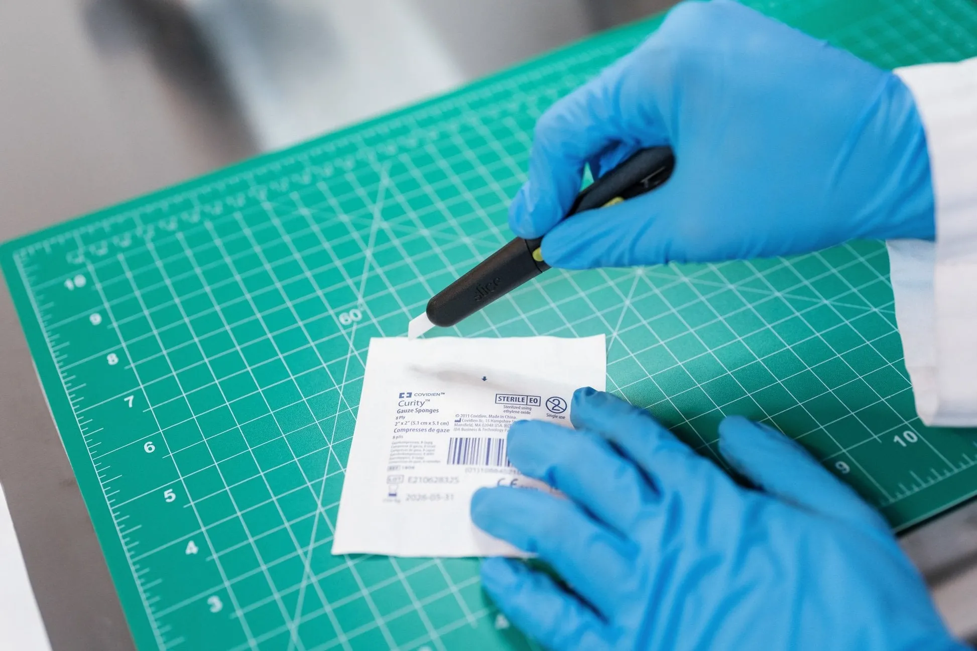 Slice Auto-Retractable Slim Cutter 3 Slice Auto-Retractable Slim Cutter - Image 3