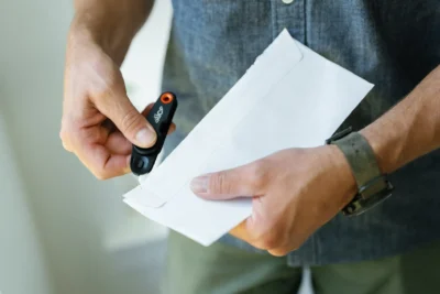 10495 slice lifestyle man opening mail 13