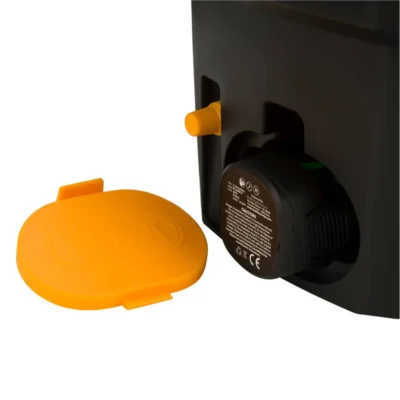 Alternative view of Volpi V-Black E-Pro 16L battery operated spraying pump