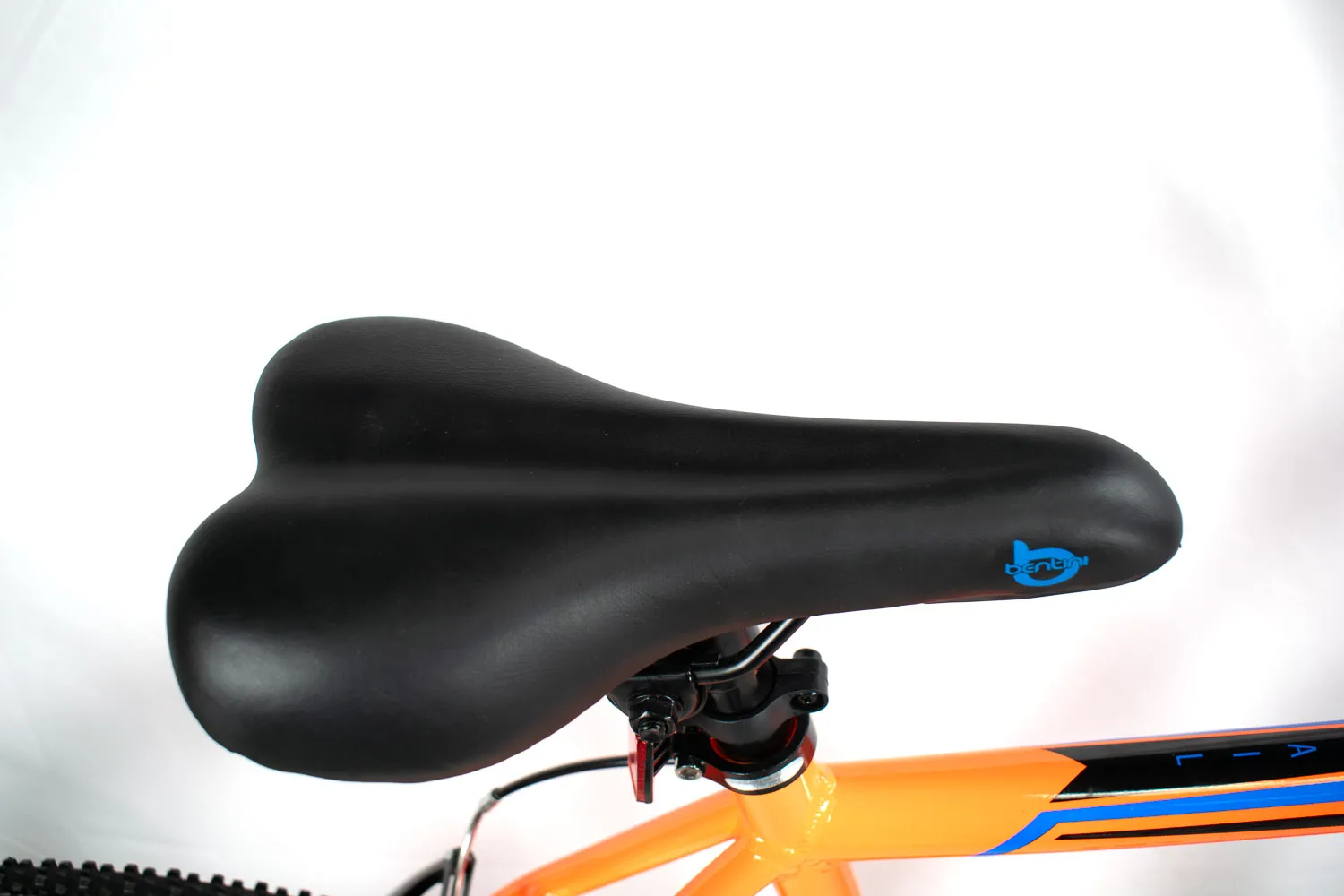 Bentini Scorpion 26" Wheel Mountain Bike 4 Bentini Scorpion 26" Wheel Mountain Bike - Image 4