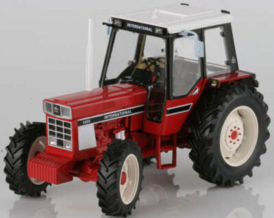 International 1055 Model Tractor 1:32 Scale by Replicagri